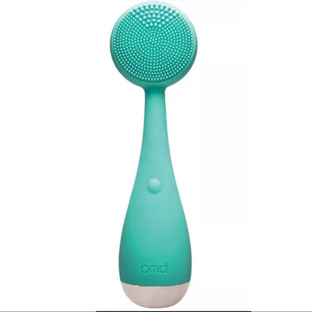PMD clean facial brush
